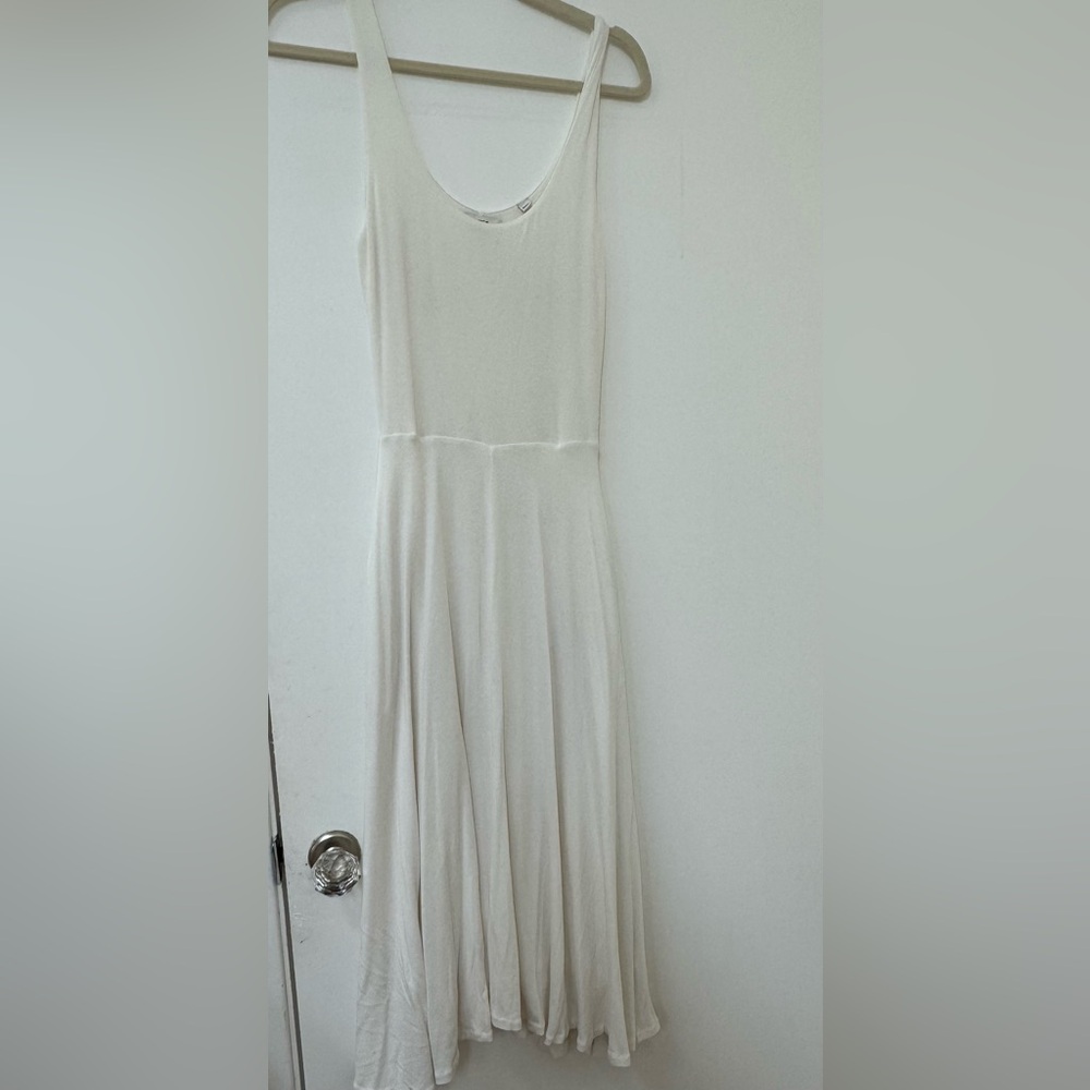 Vince White Knit Stretch  Sleeveless Dress size S. aaSOLD